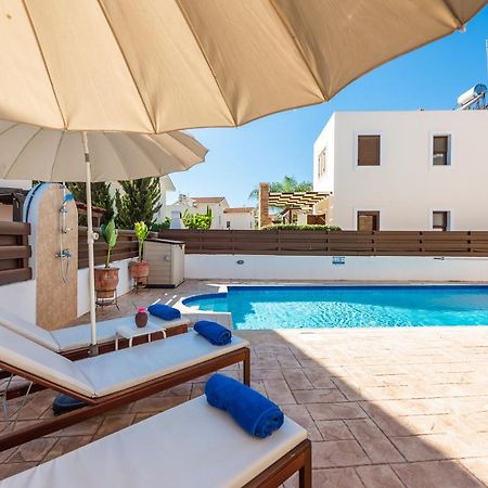 Villa Iris By Ezoria Villas Айя-Напа Екстер'єр фото
